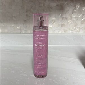 Bath & Body Works Pink Coconut Calypso Mist
